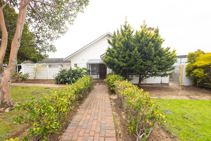 3 Bedroom Property for Sale in Bellair Western Cape